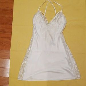 VS White lace nightie NWOT